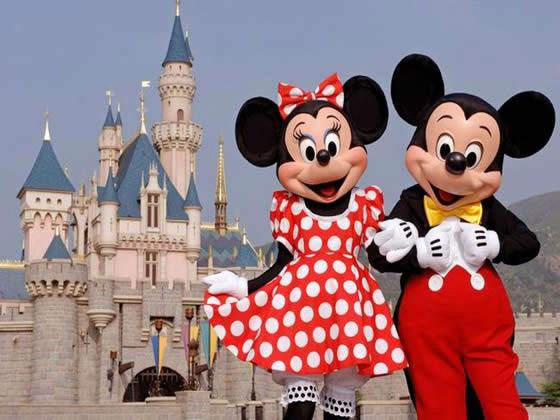 Mickey-Mouse-and-Minnie-Mouse